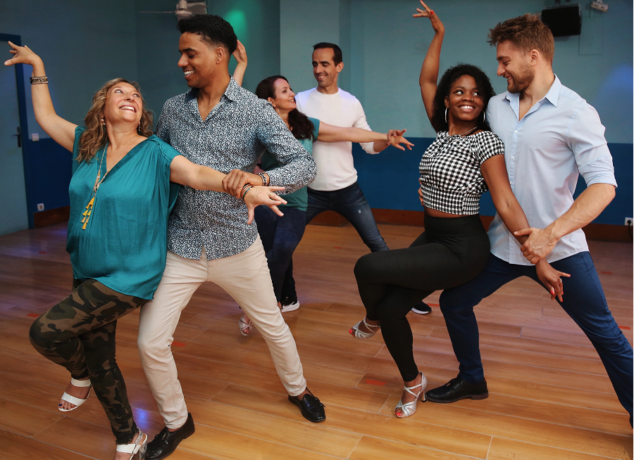cours-decouverte-salsa-bachata-kizomba-tango Cours de danses latines pour découvrir la salsa, bachata, kizomba, tango